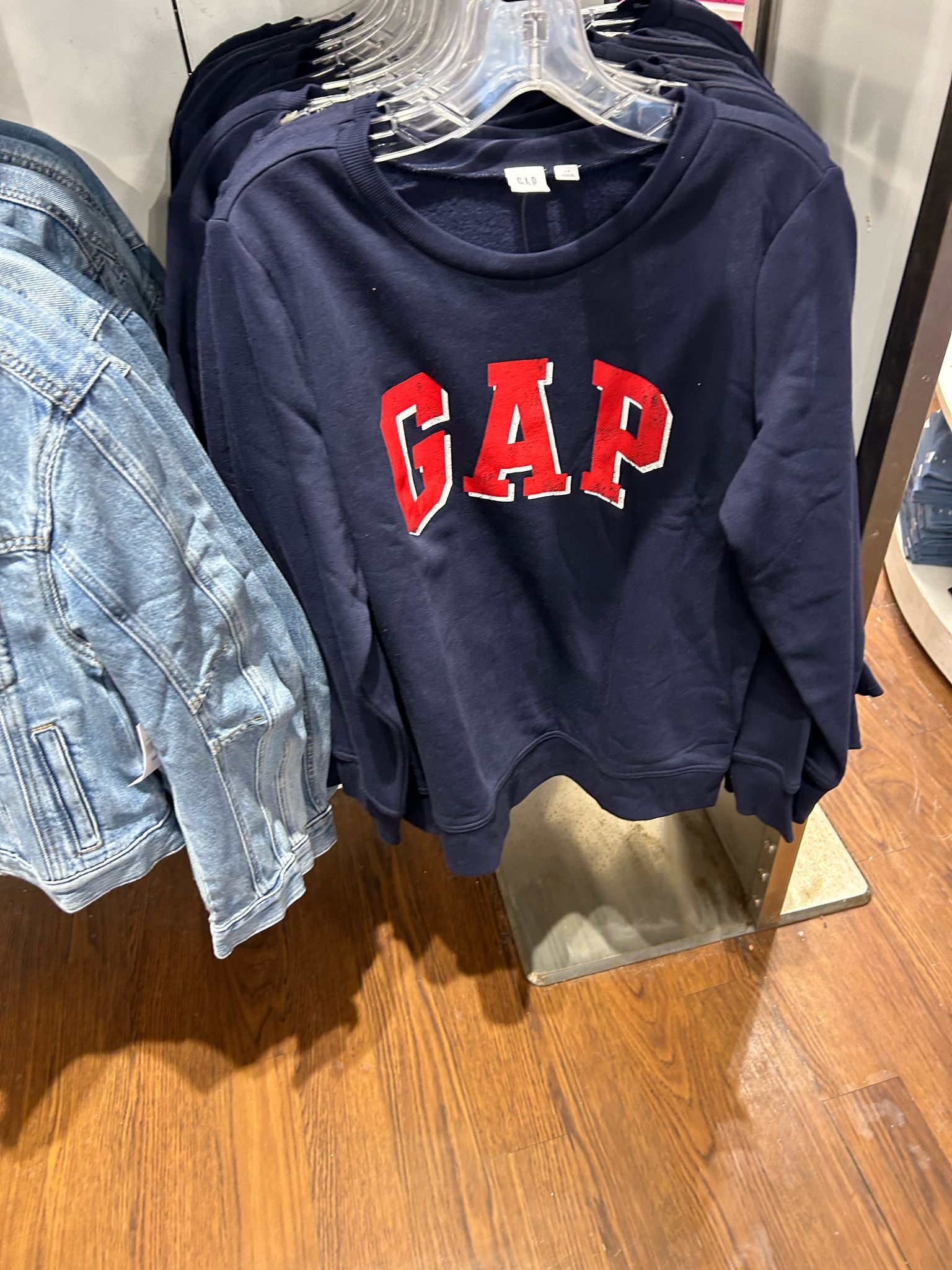 WOMEN Relaxed Gap Logo Sweatshirt/navy uniform