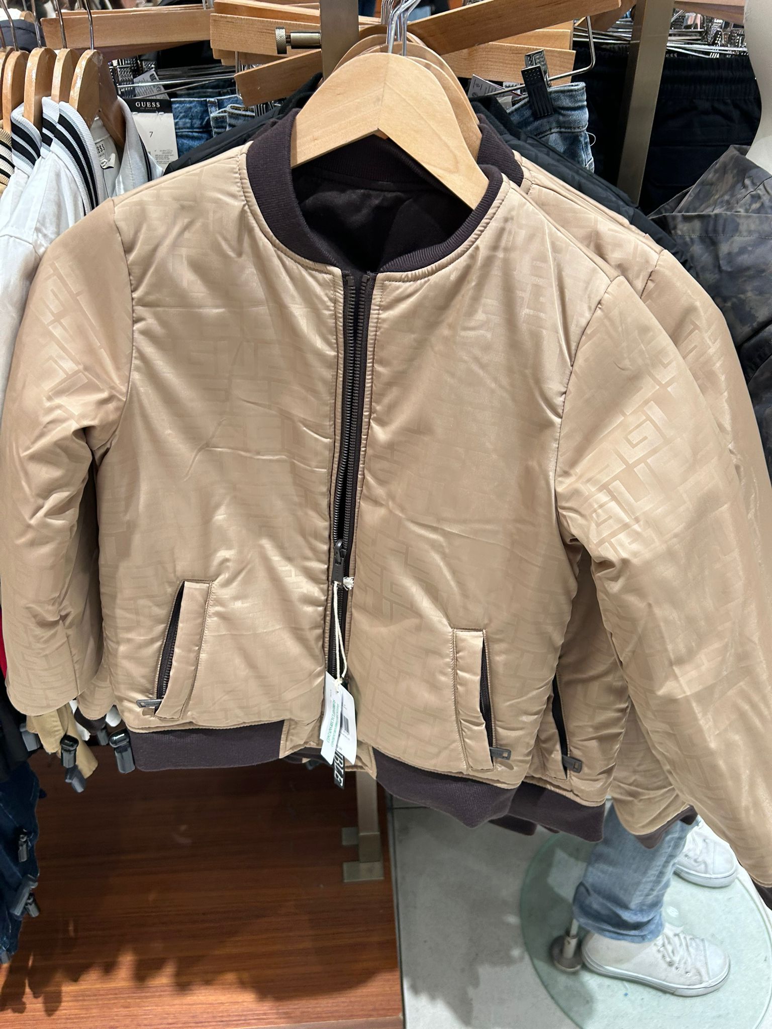 Guess BOYS Winnie Reversible Jacket (7-16) BEIGE