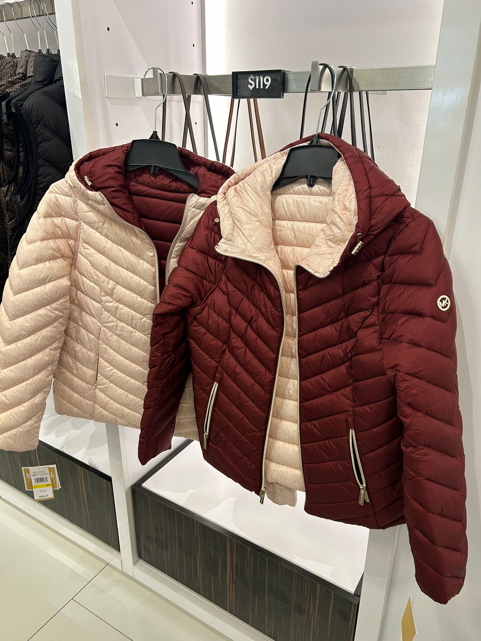Michael Kors WOMENS' Chevron Logo Print Quilted Nylon Reversible Jacket DARKRASPBERRY