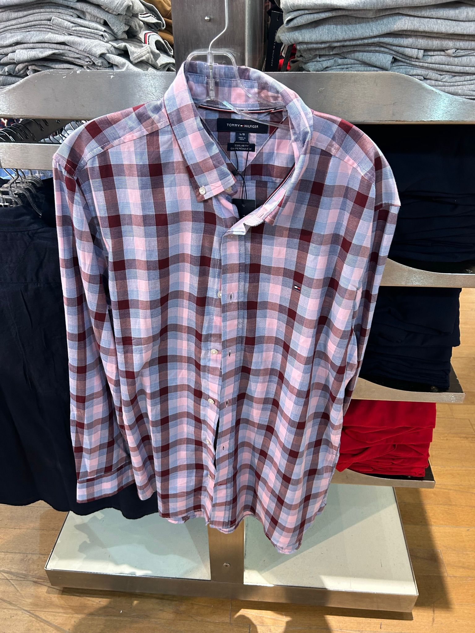 Tommy Mens' Check Regular Fit Oxford Shirt