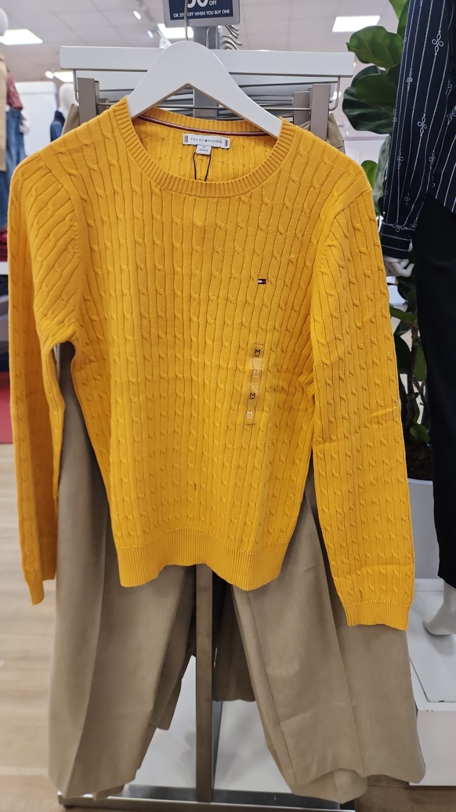 Tommy Womens' Cable Knit Sweater / City Yellow