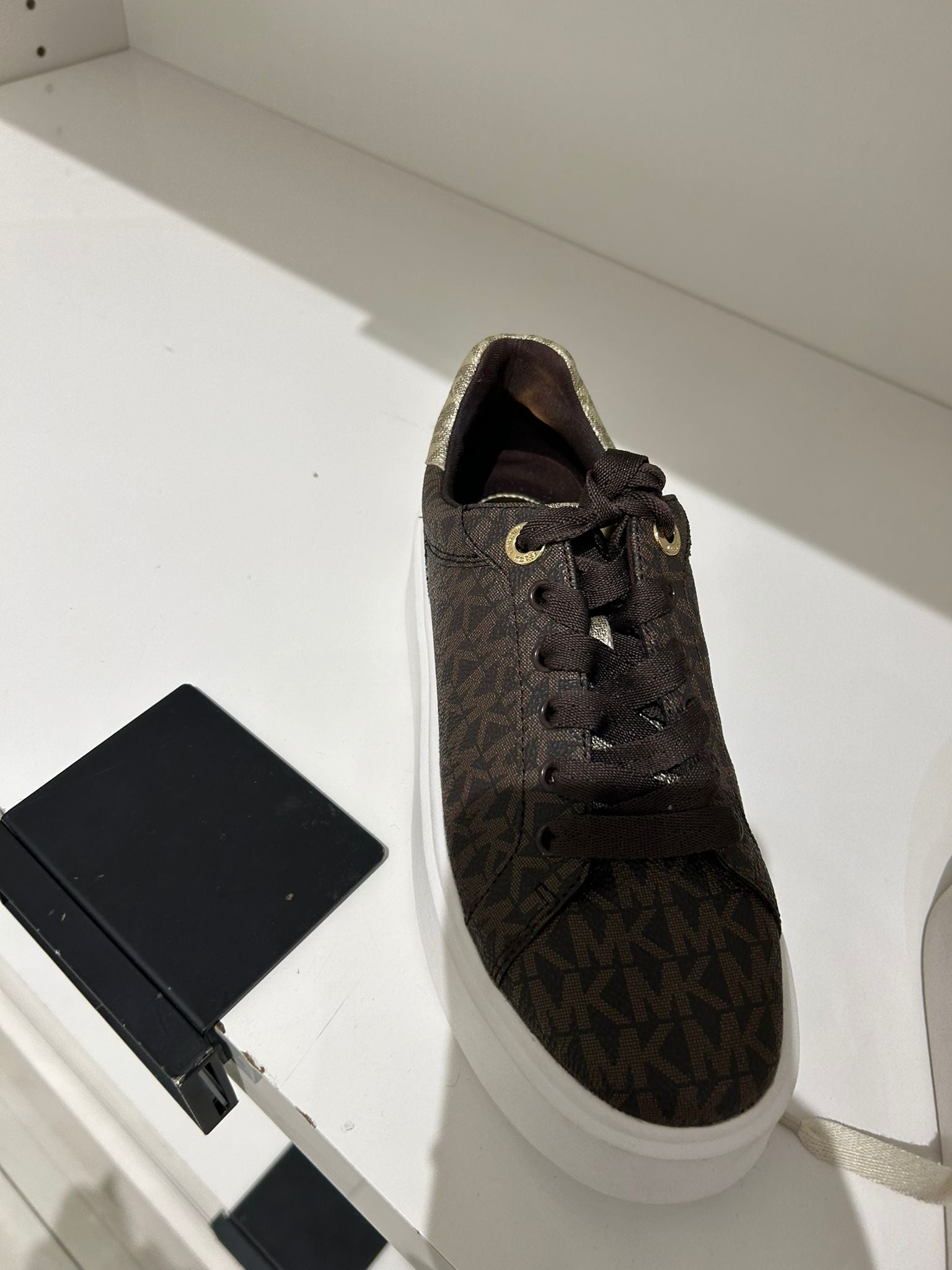 Michael Kors WOMENS' Romey Metallic Two-Tone Signature Logo Platform Sneaker BROWN