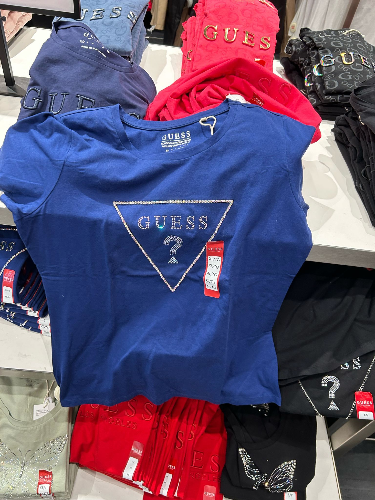 Guess Womens' carlee triangle tee