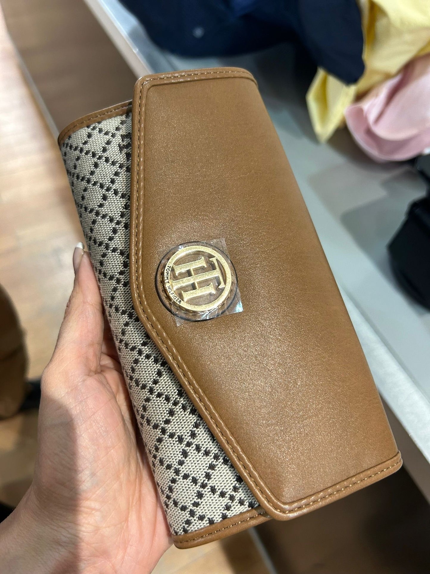 Tommy Hilfiger TH Logo Flap Wallet