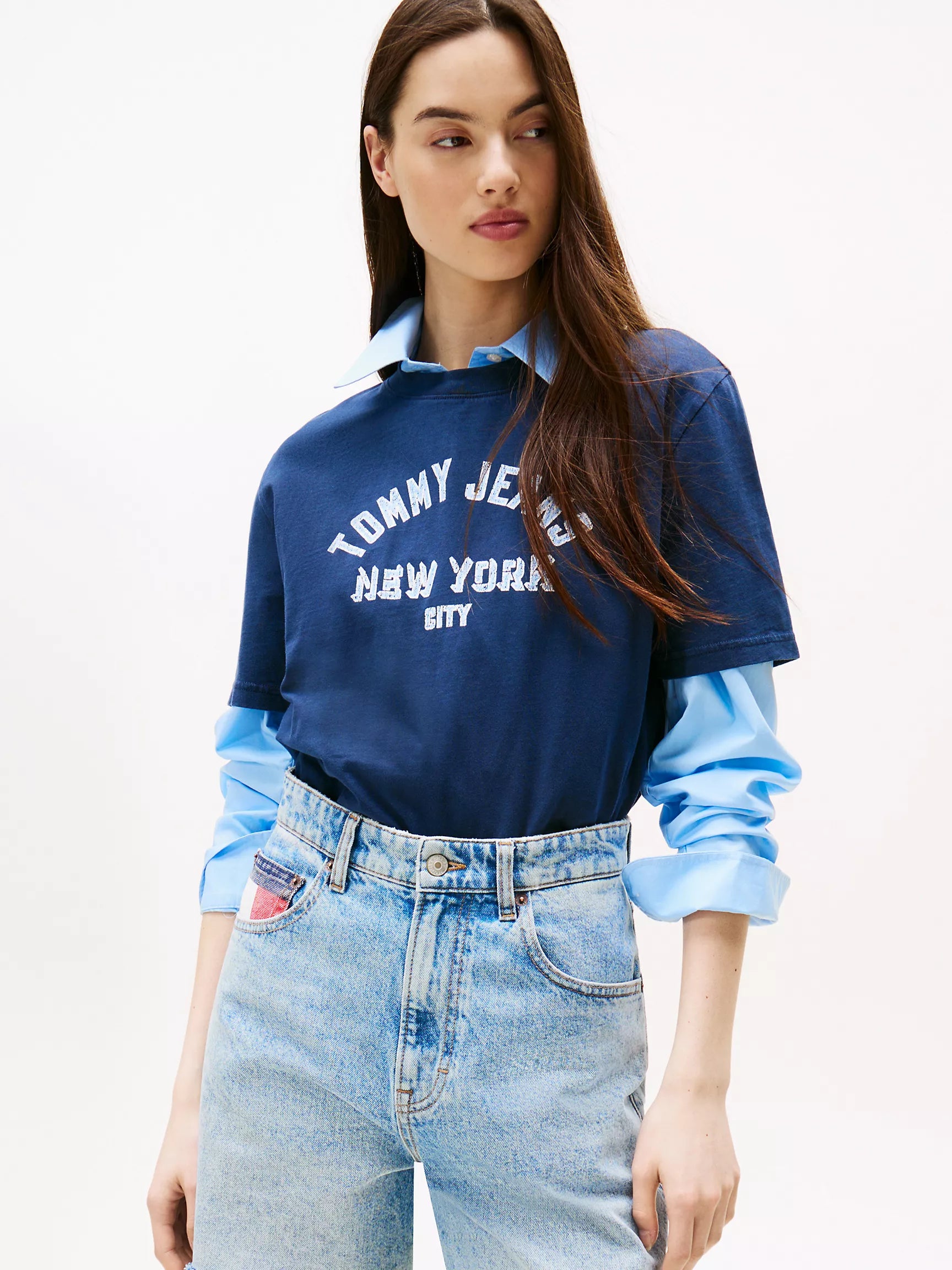 Tommy Hilfiger women's Jeans Overdyed Varsity T-Shirt/Dark Night Navy