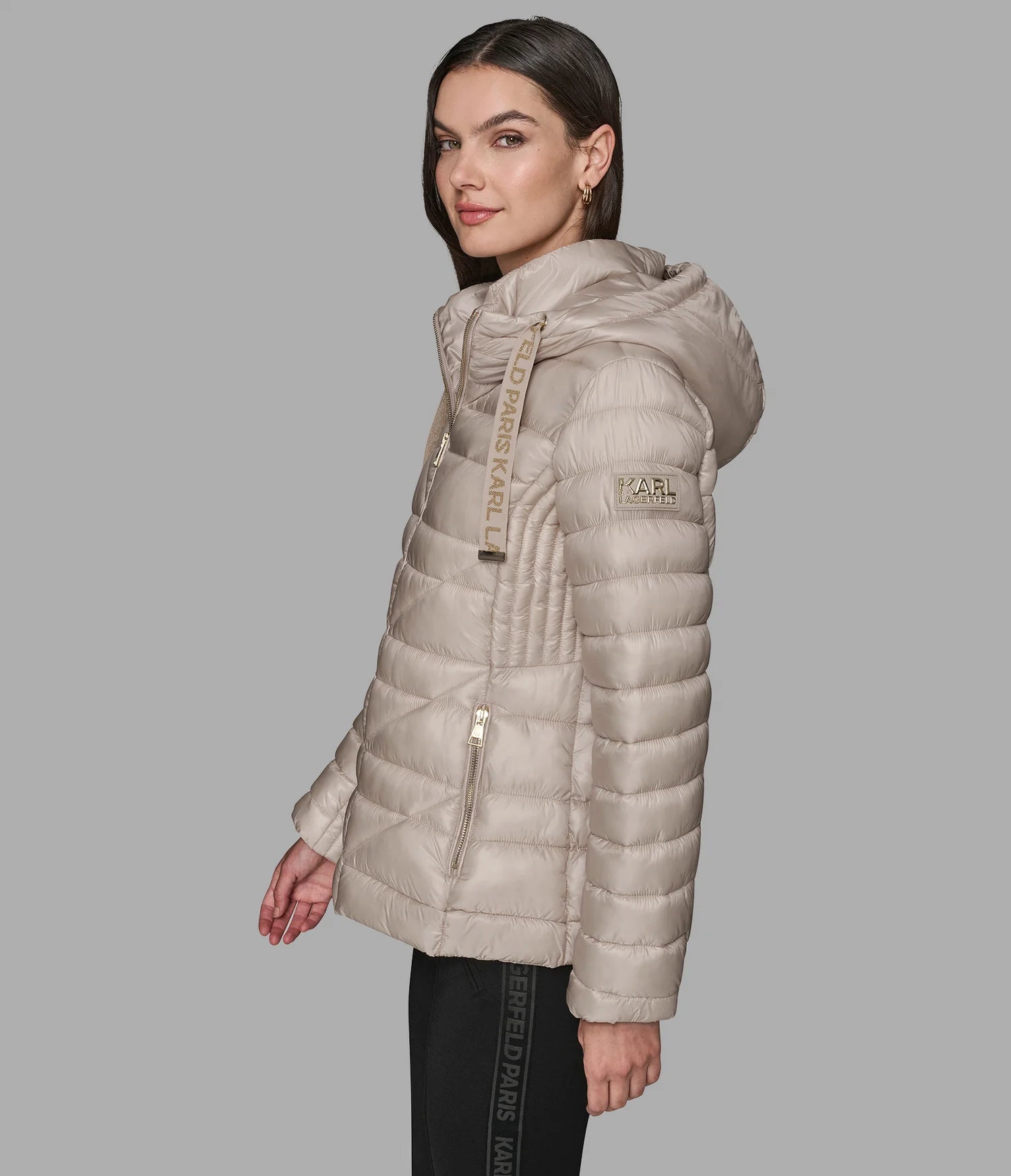 Karl Lagerfeld Paris Women's SHORT PUFFER JACKET WITH LOGO  Champagne