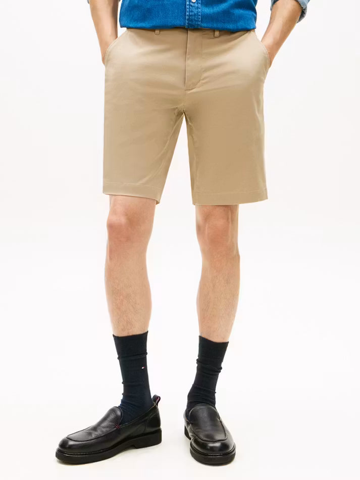Tommy Men's Dover Twill Regular Fit Chino Shorts- Sandalwood