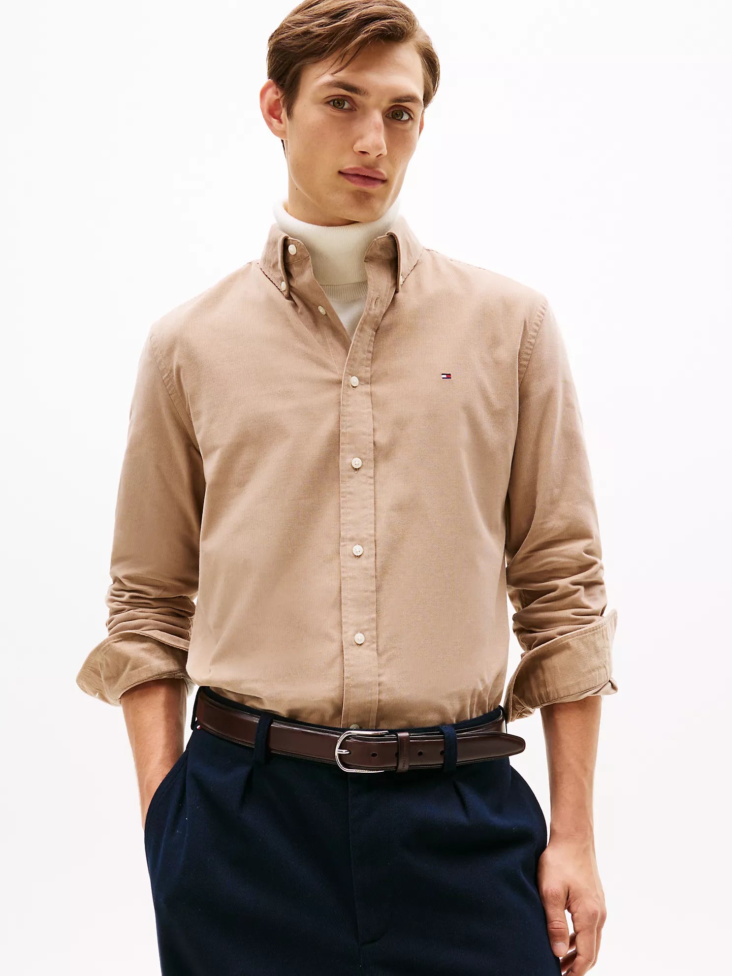 Tommy MENS' Regular Fit Corduroy Shirt Coastal Taupe