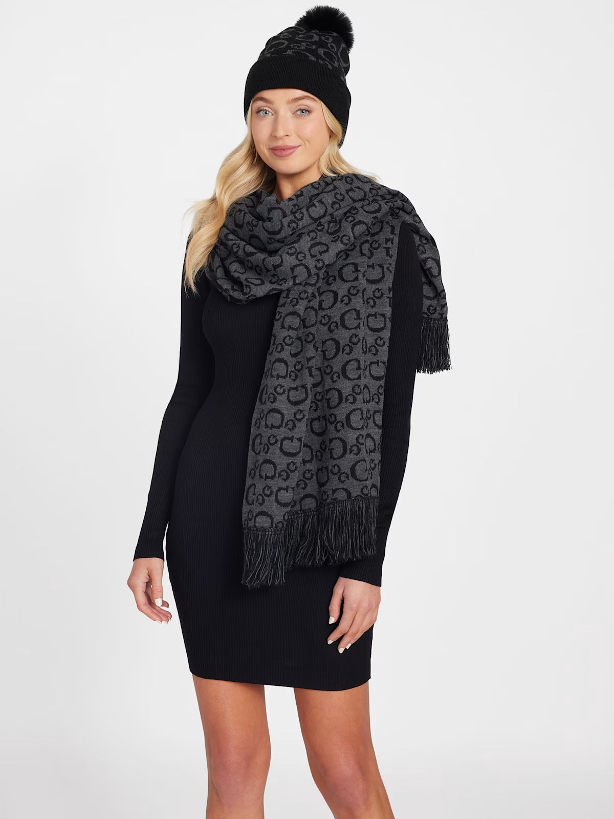 GUESS WOMENS' Reversible G Logo Scarf Black