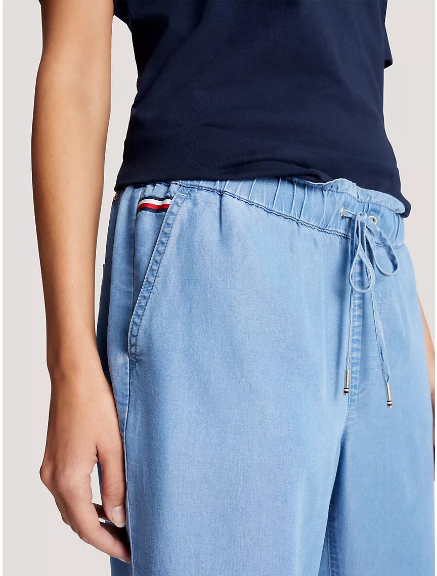 Tommy Hilfiger Tapered Drawstring Pant - Light Wash Chambray