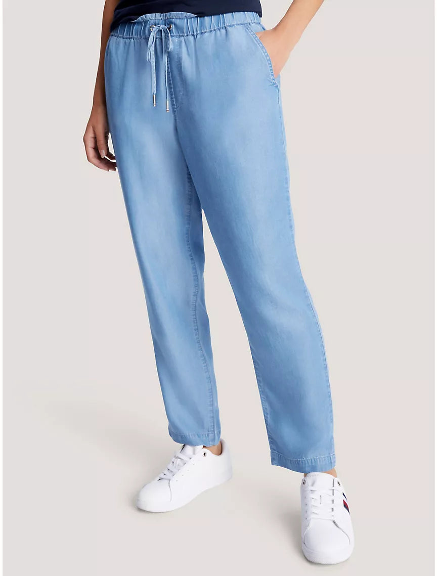 Tommy Hilfiger Tapered Drawstring Pant - Light Wash Chambray