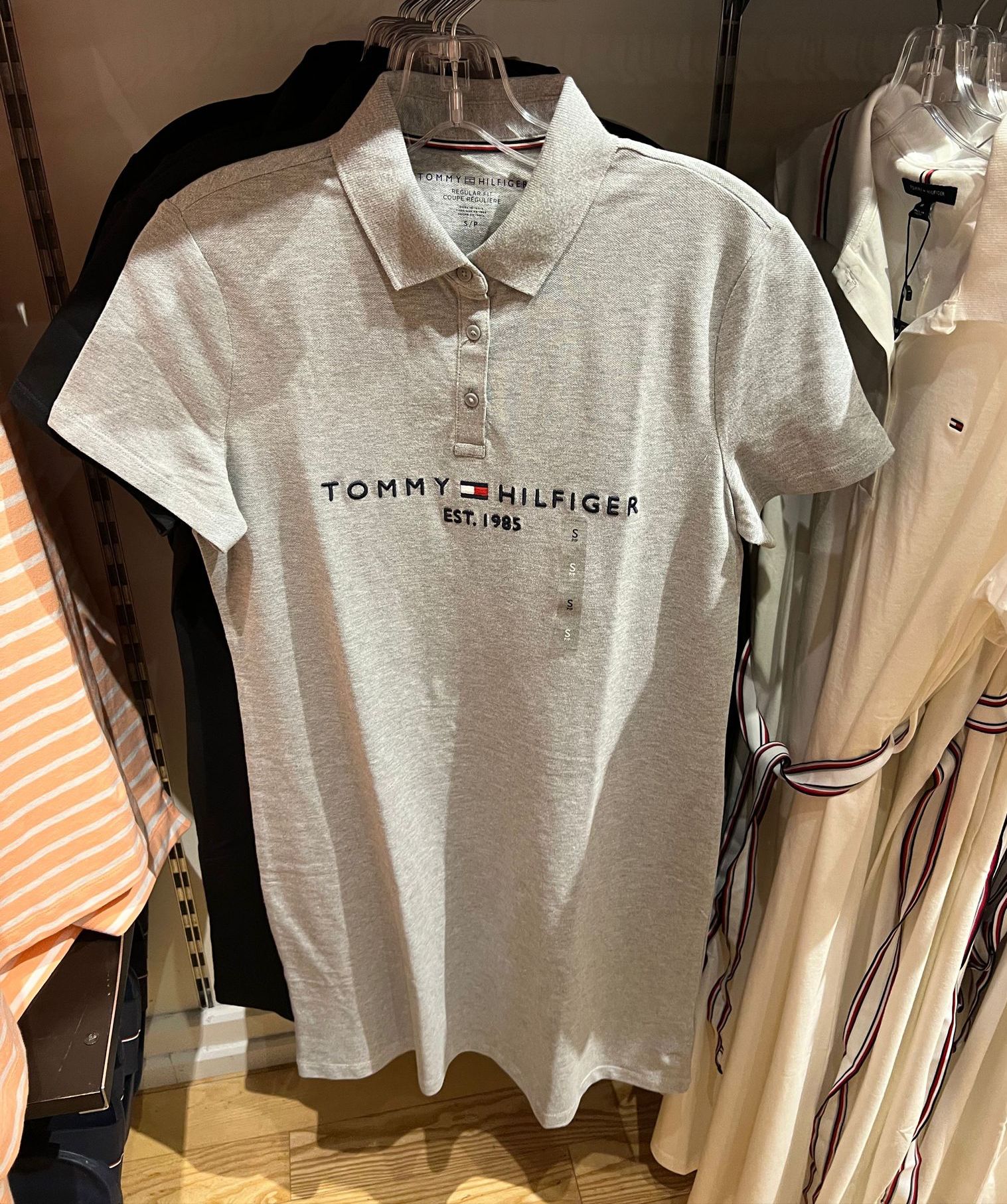 TOMMY HILFIGER WOMENS' EMBROIDERED TOMMY LOGO POLO DRESS/ grey