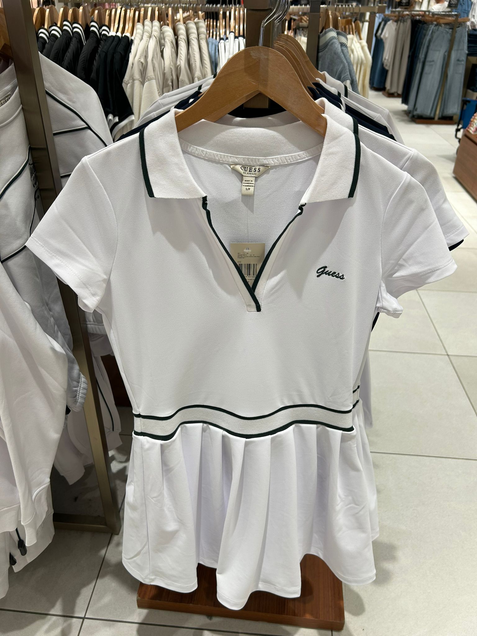 GUESS Los Angeles pleated polo dress -White