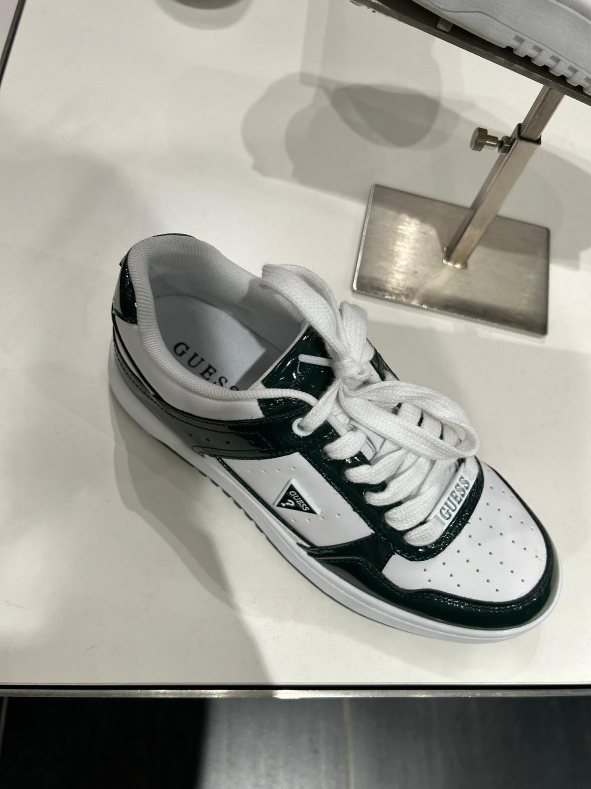 Guess Asteli Logo Trainer-White /Navy
