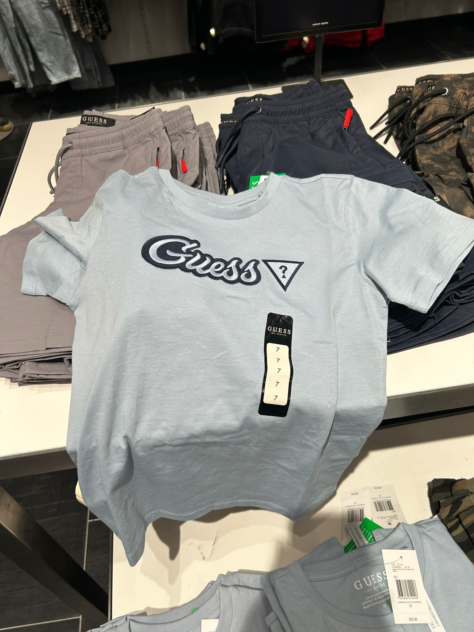 Guess Chest Logo T-shirt-Baby Blue