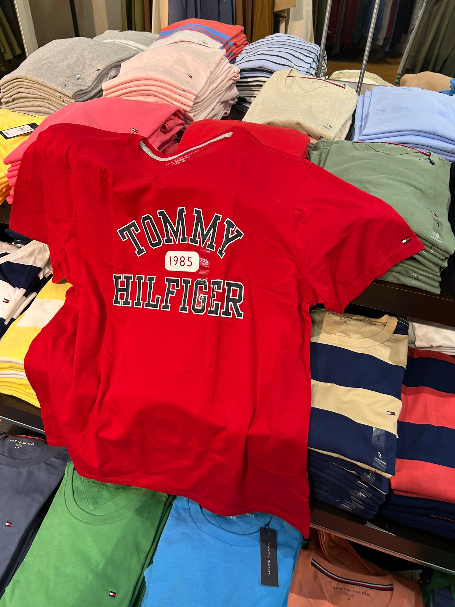 Tommy Men's Varsity Logo T-Shirt-Medium Red