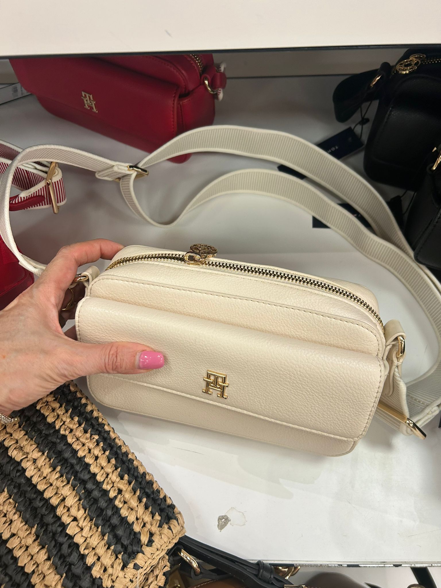 Tommy Women's Pebbled Crossbody Bag-Off White