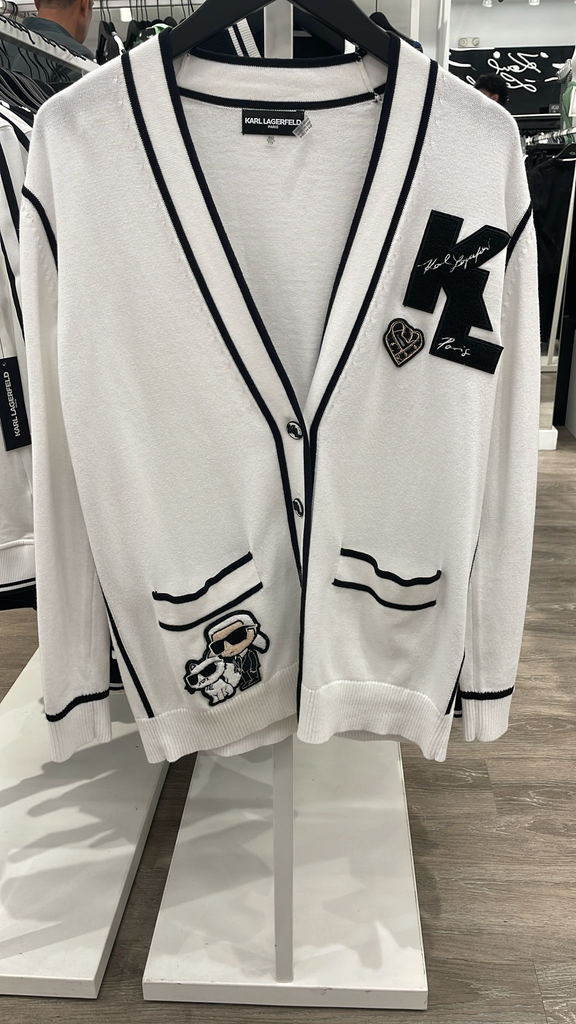 KARL LAGERFELD WOMEN'S LONG SLEEVE VARSITY PATCH CARDIGAN-White