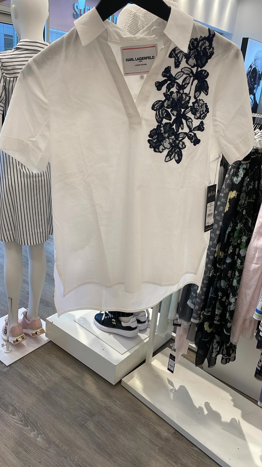 KARL LAGERFELD WOMEN'S SHORT SLEEVE FLORAL POPLIN SHIRT-White