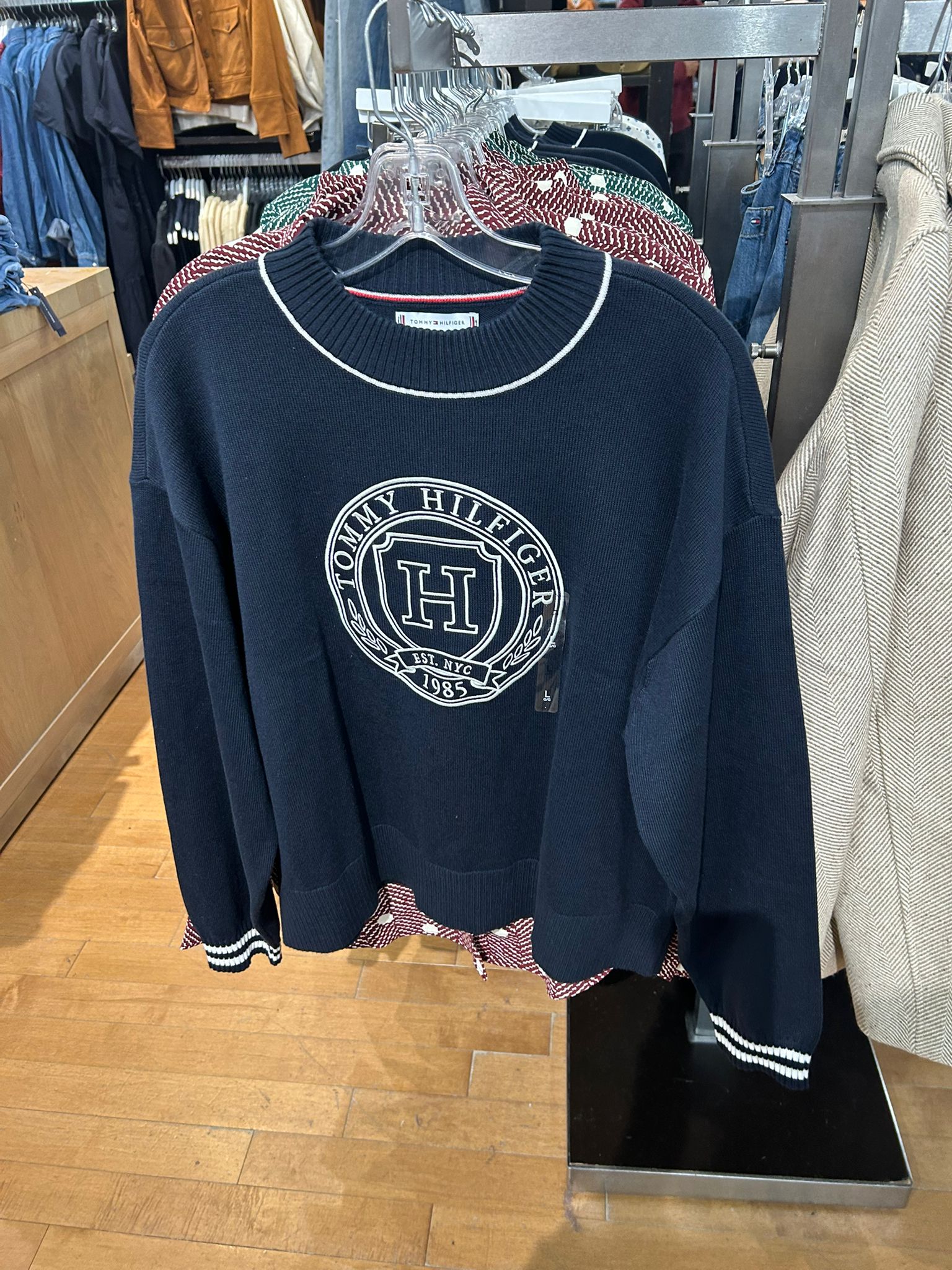 Tommy WOMENS' Embroidered Crest Medallion Logo Sweater Navy Blue