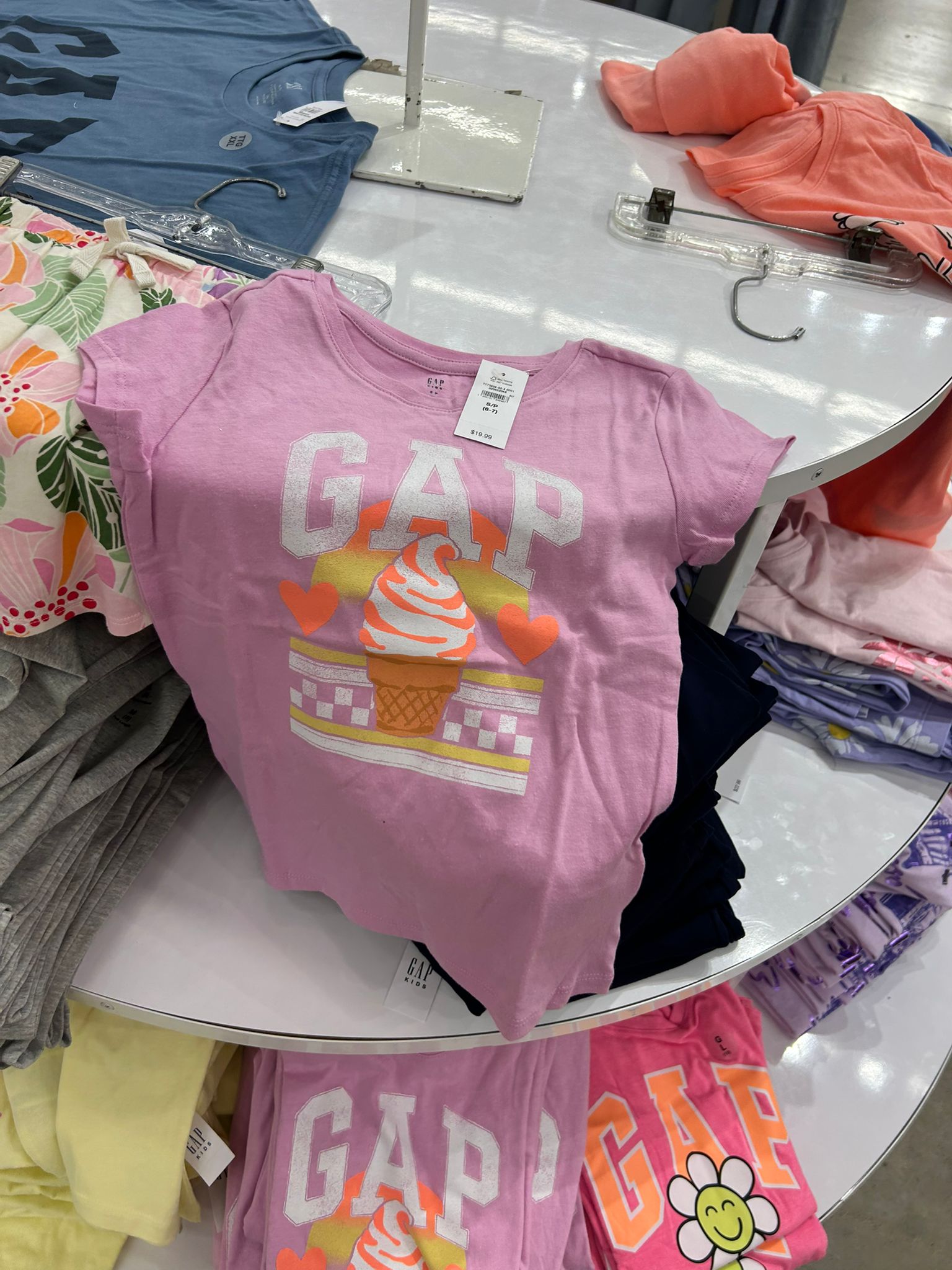 Gap Kids Graphic T-Shirt-Sugar Pink Selected Sugar pink.