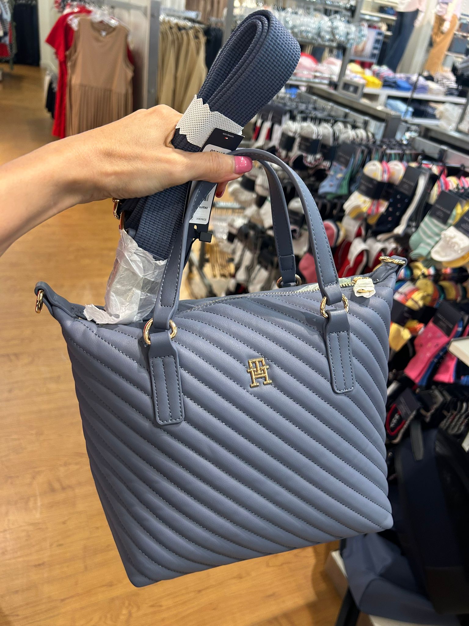 Tommy Hilfiger Women's Solid TH Logo Handbag-Faded Ink