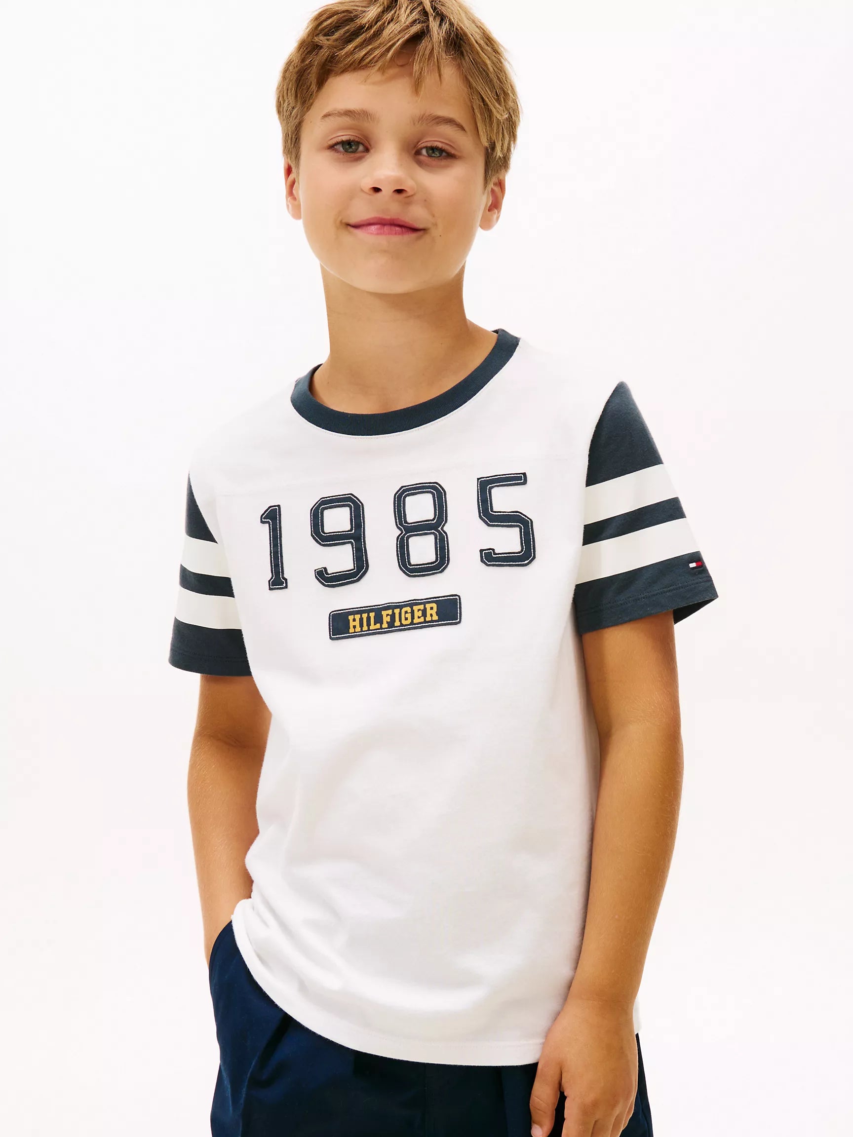 Tommy Boys' Hilfiger 1985 Logo T-Shirt/ Ecru