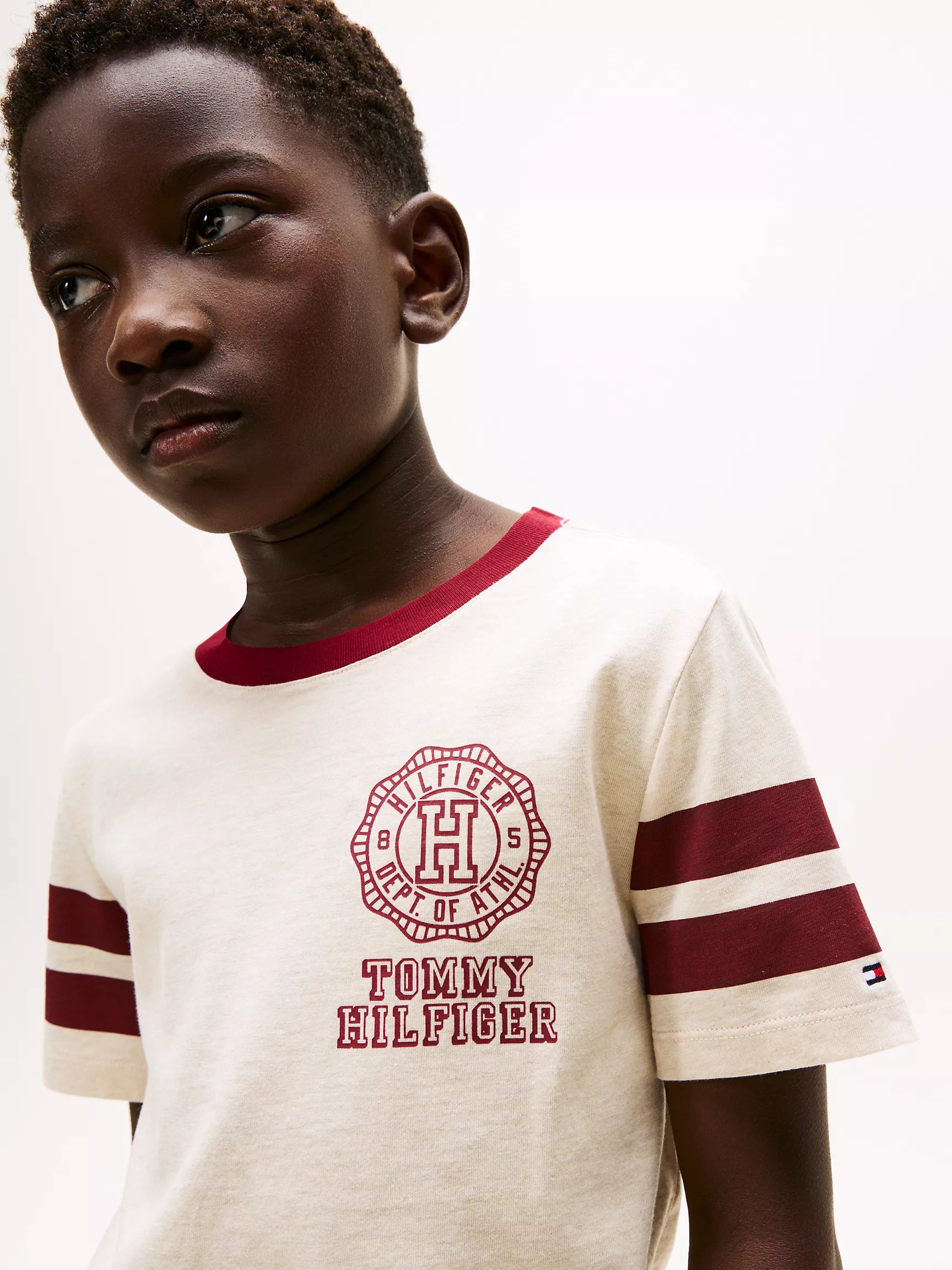 Tommy Boys' Hilfiger Crest Logo T-Shirt