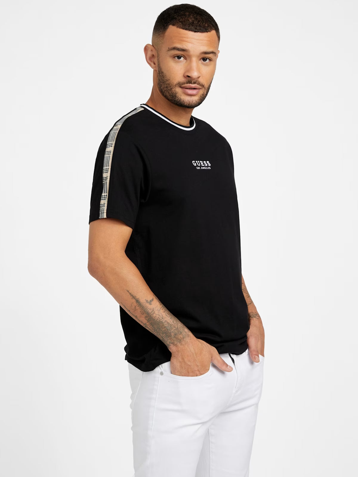 GUESS MENS' Manny Plaid Crewneck Tee BLACK