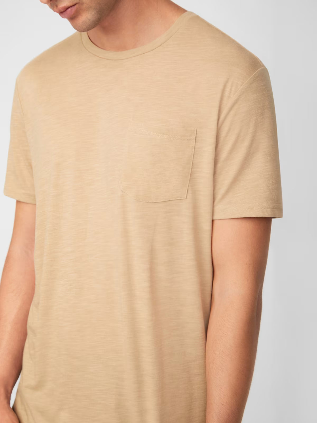 GUESS MENS' Vantor Longline Tee/