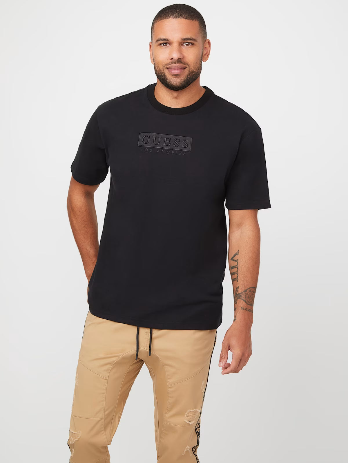 GUESS MENS' Harvey Logo Tee / BLACK