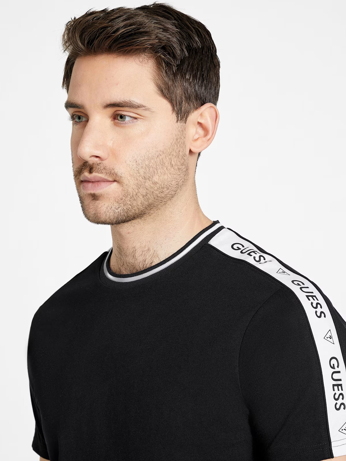 GUESS MENS' Ryatt Jacquard Tee/ BLACK