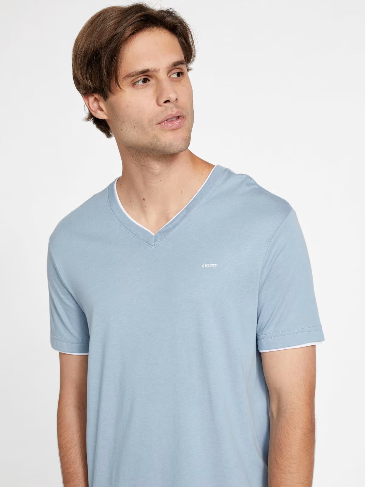 GUESS MENS' Armin V-Neck Tee/ BLUE