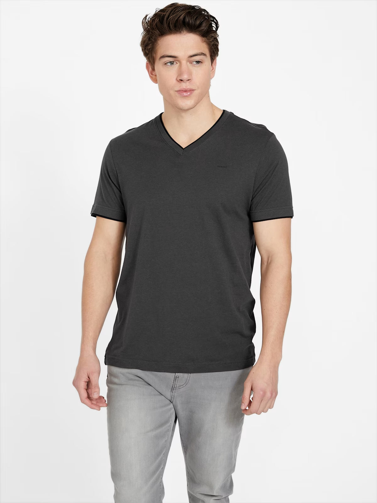 GUESS MENS' Armin V-Neck Tee/ GRAY
