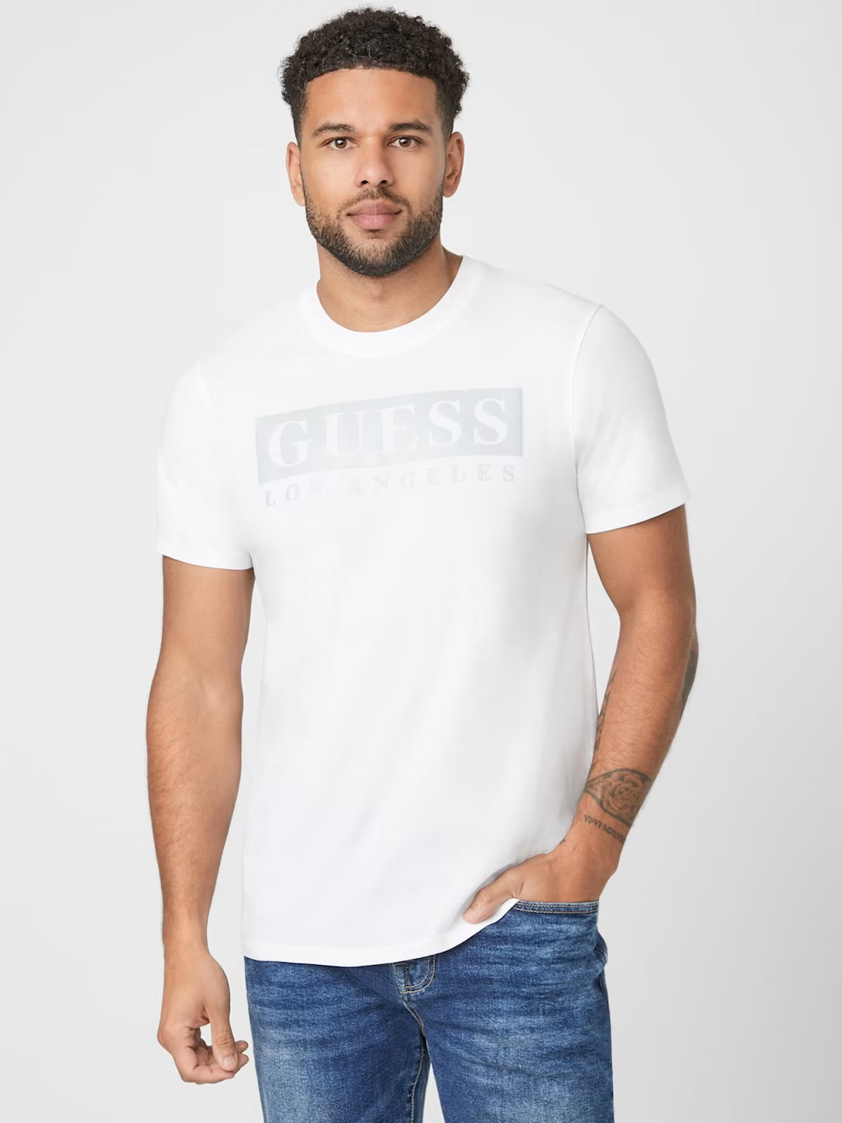 GUESS MENS' Greg Logo Tee/WHITE