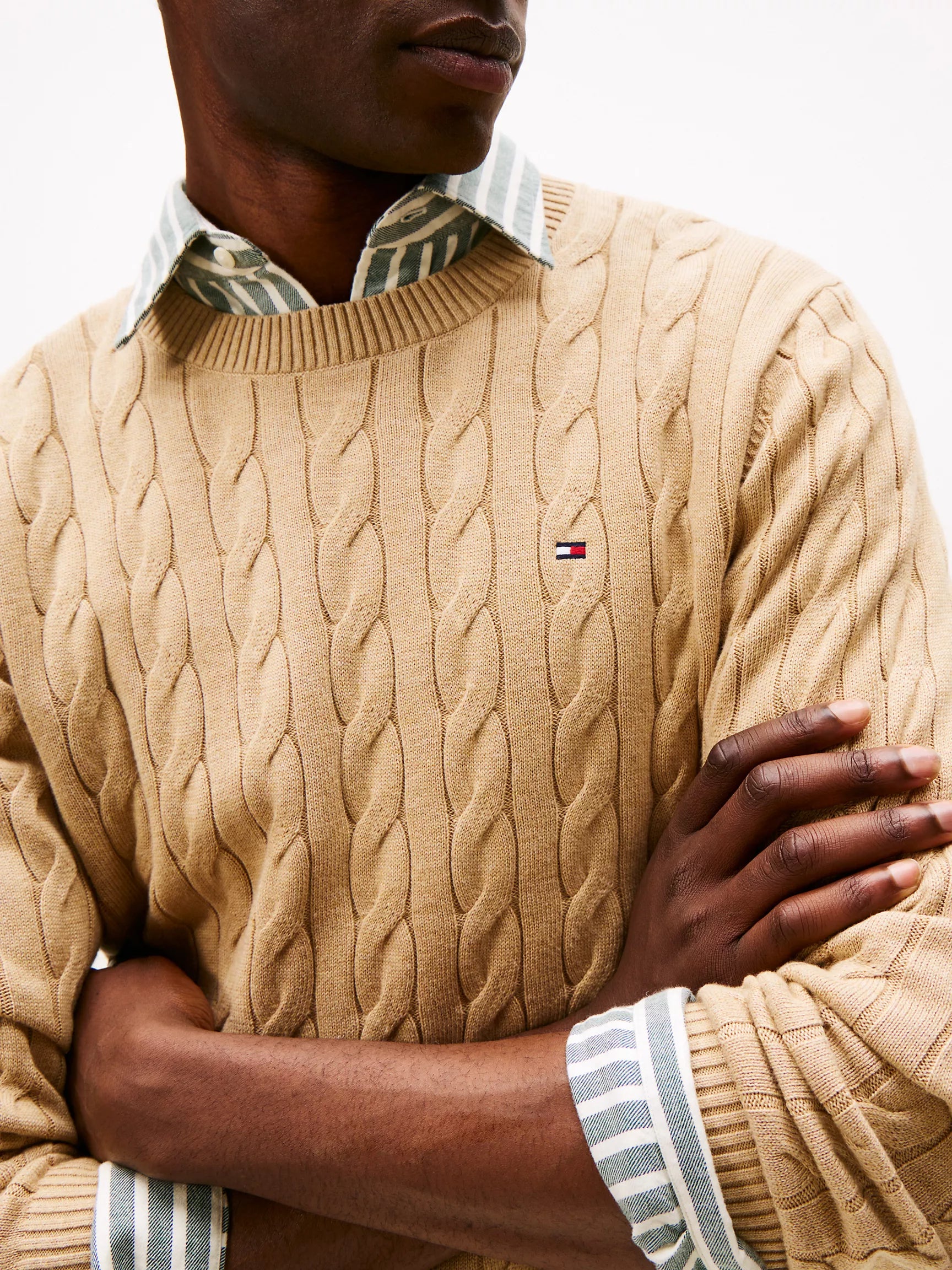 TOMMY MENS' Cable Knit Crewneck Sweater /Beige