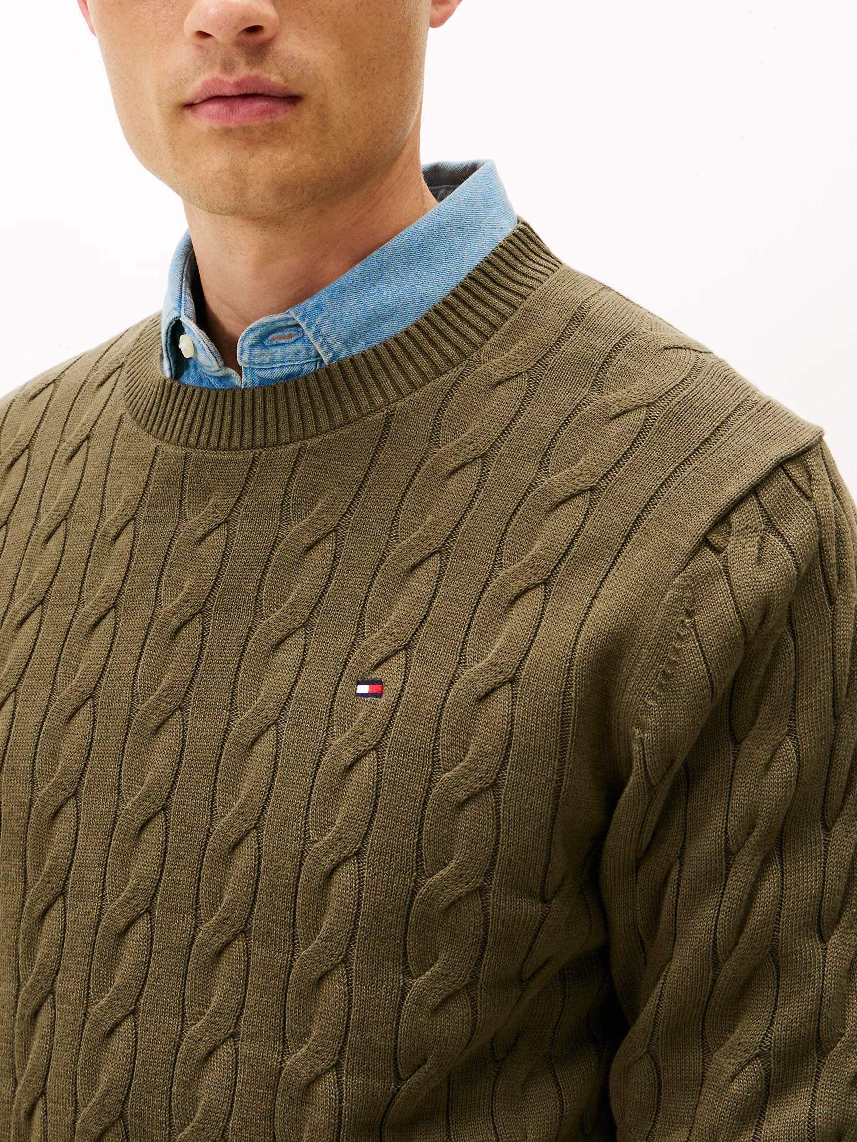 TOMMY MENS' Cable Knit Crewneck Sweater /Army Green