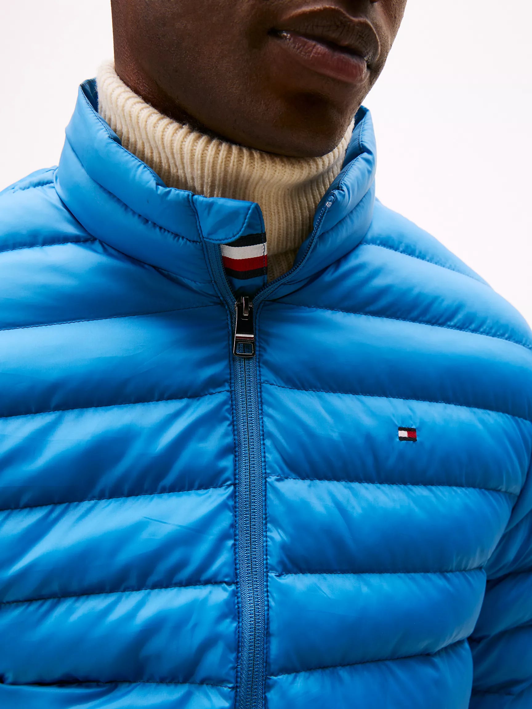 Tommy Mens' Lightweight Packable Jacket Dusty Indigo