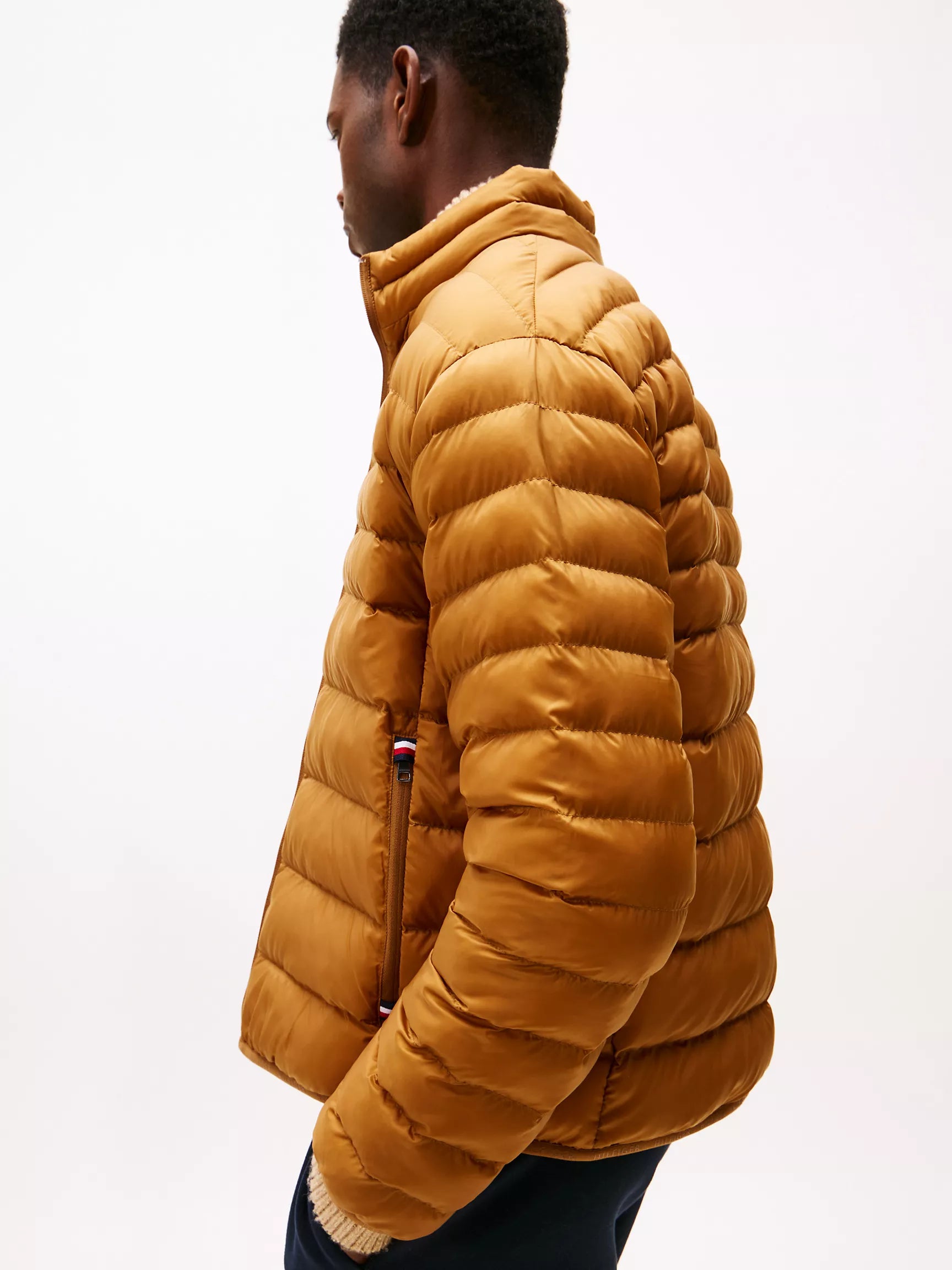 Tommy Mens' Lightweight Packable Jacket Country Brown