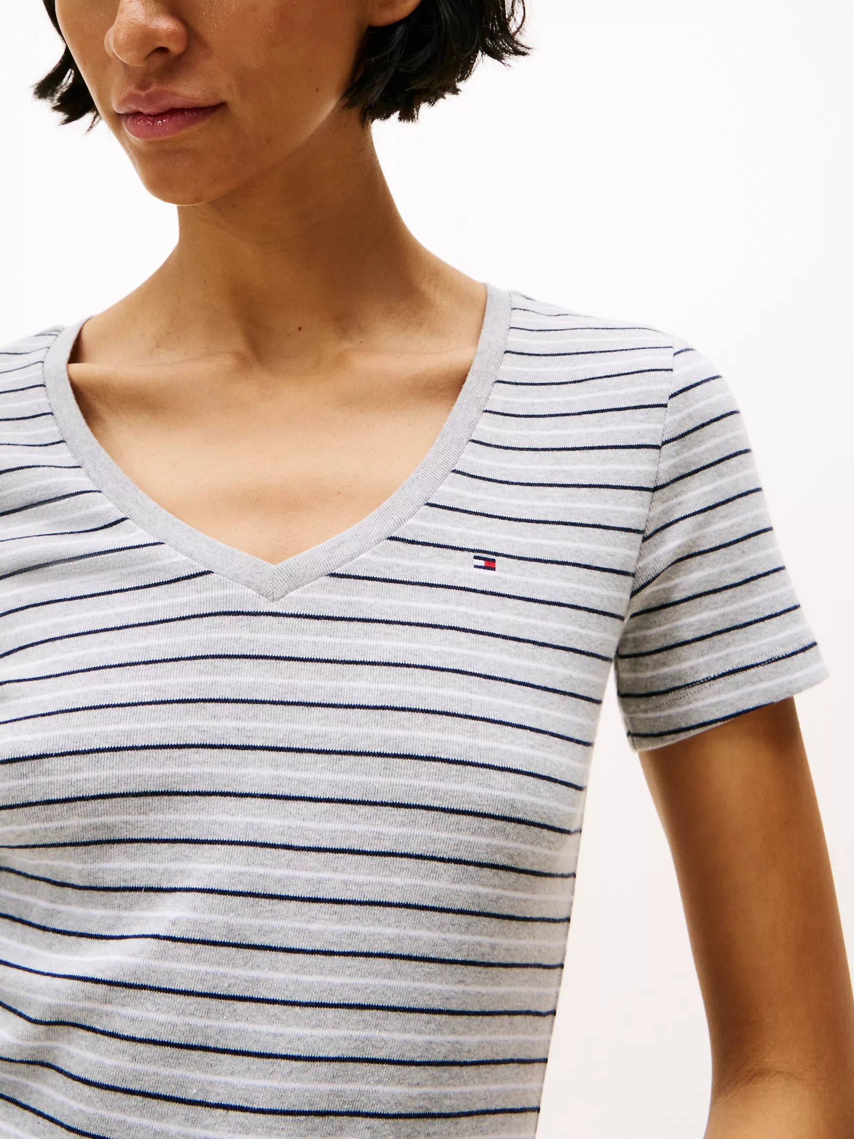 WOMENS' TOMMY Stripe V-Neck Favorite T-Shirt/Light Grey Heather Stripe