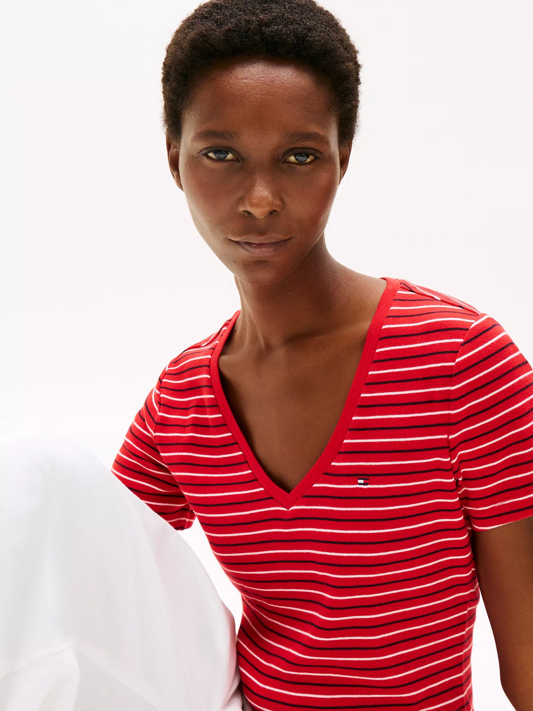 WOMENS' TOMMY Stripe V-Neck Favorite T-Shirt/ Primary Red Stripe