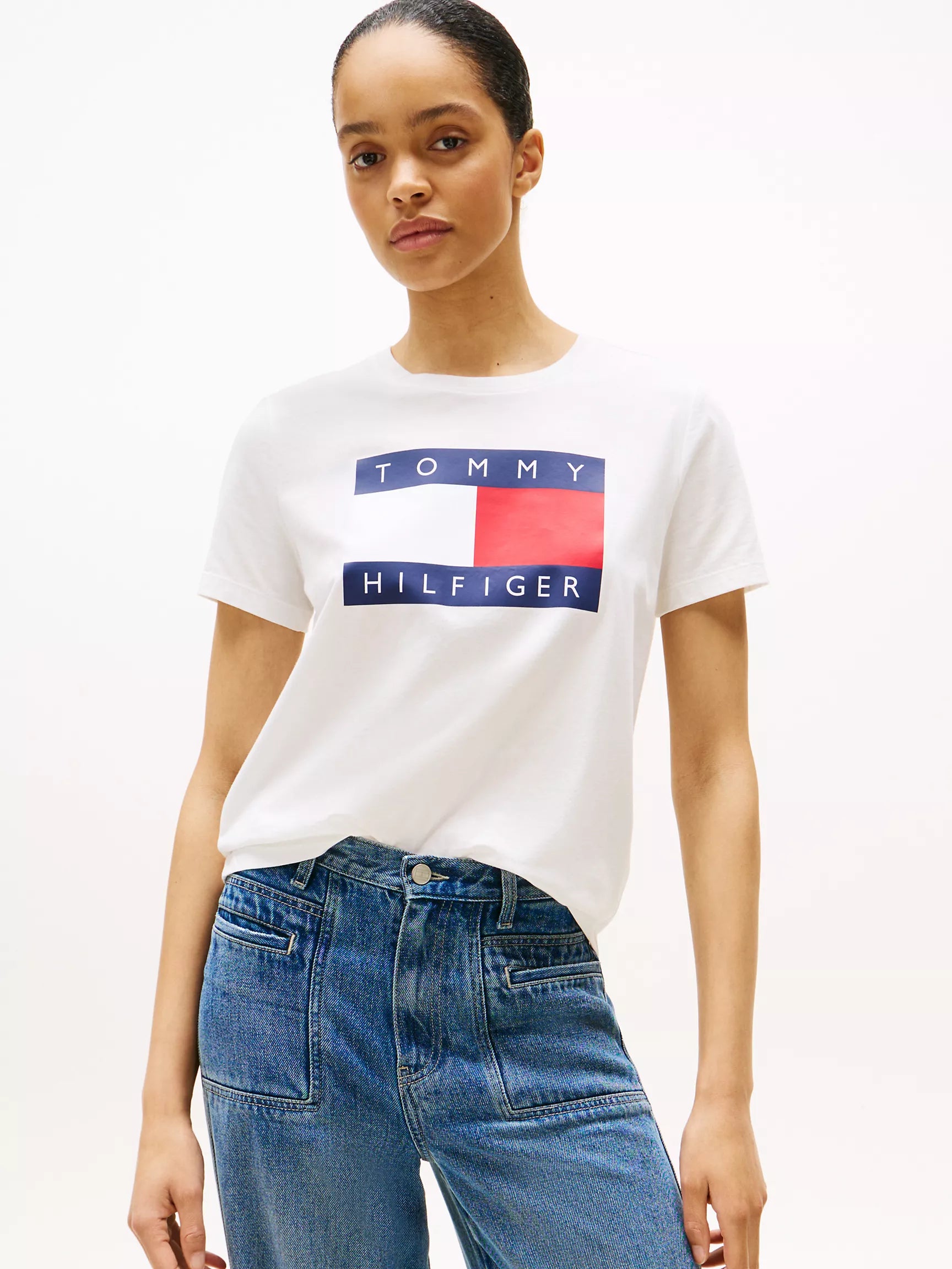 Tommy Hilfiger women's Heritage Flag Logo T-Shirt /  Ecru