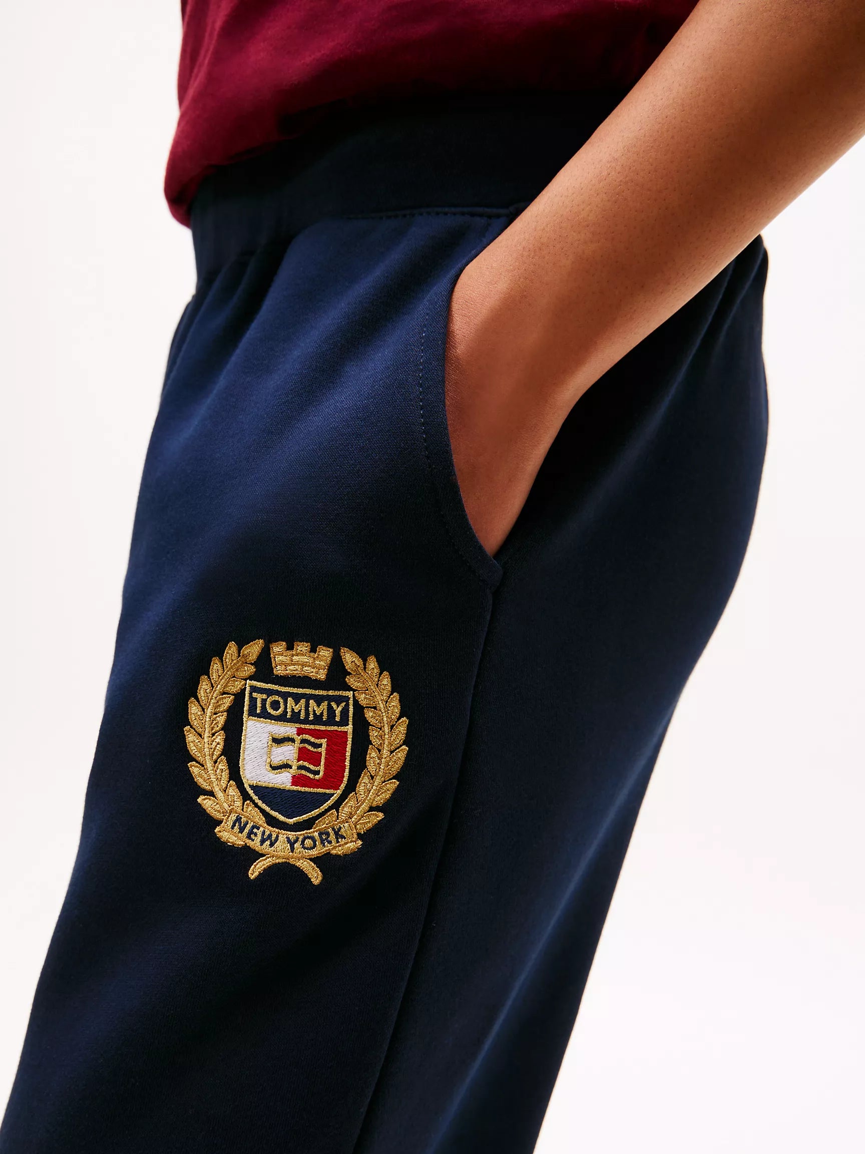 Tommy Womens' Crest Logo Fleece Sweatpant Navy Blue
