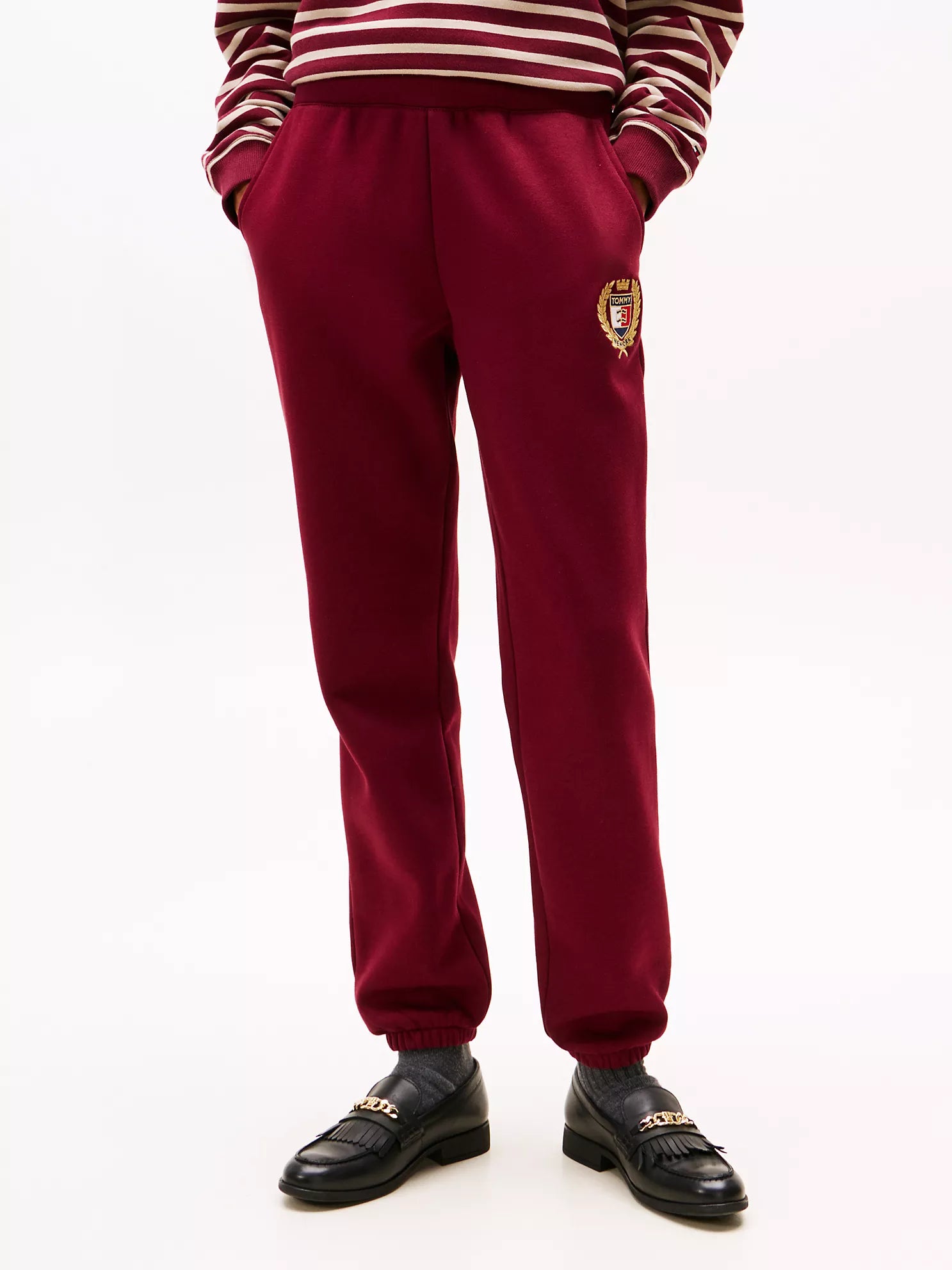 Tommy Womens' Crest Logo Fleece Sweatpant Burgundy