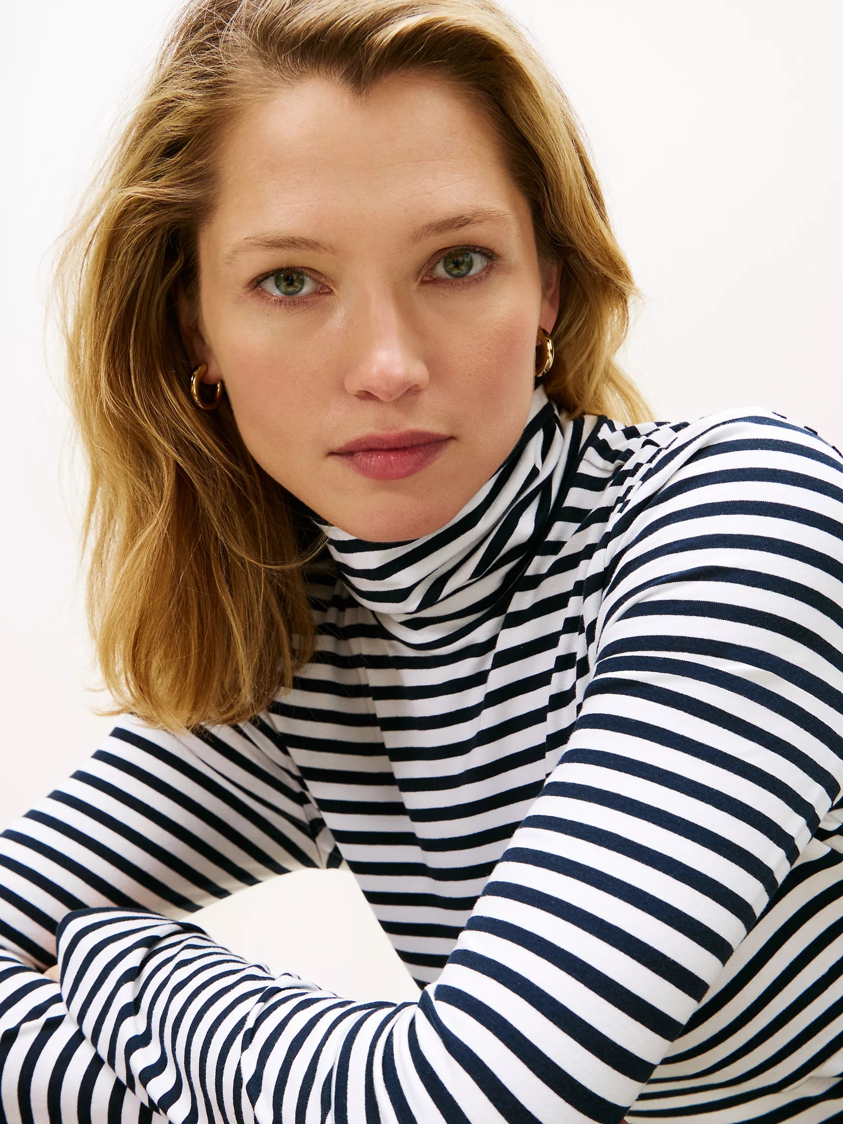 Womens' Tommy Long-Sleeve Stripe Turtleneck T-Shirt