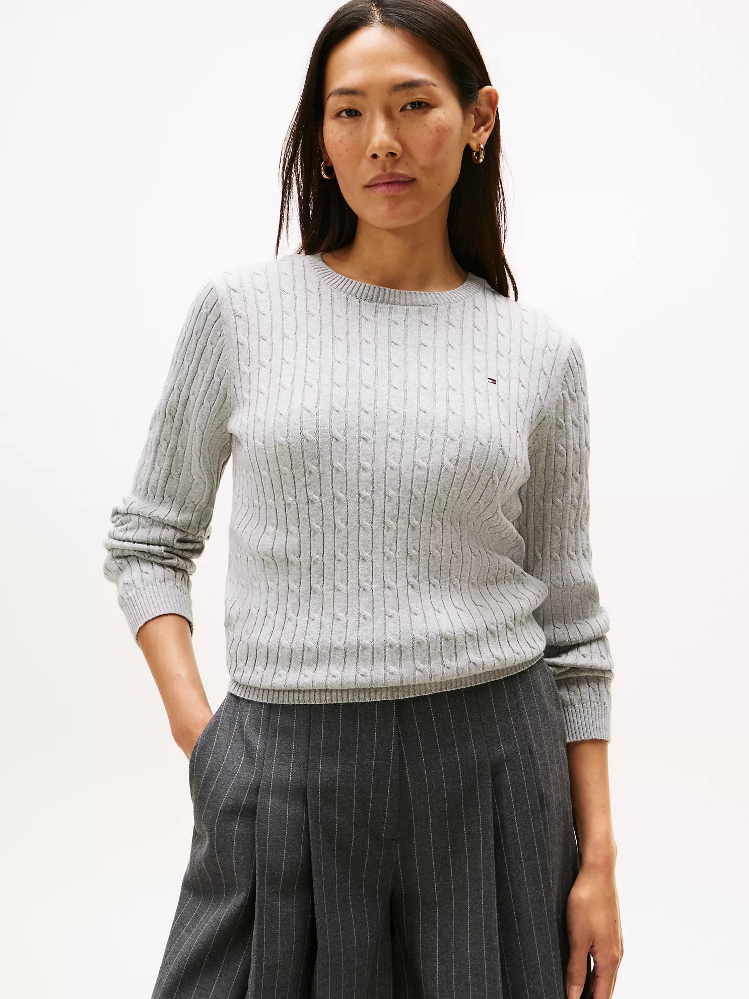 TOMMY WOMENS' Cable Knit Sweater Grey
