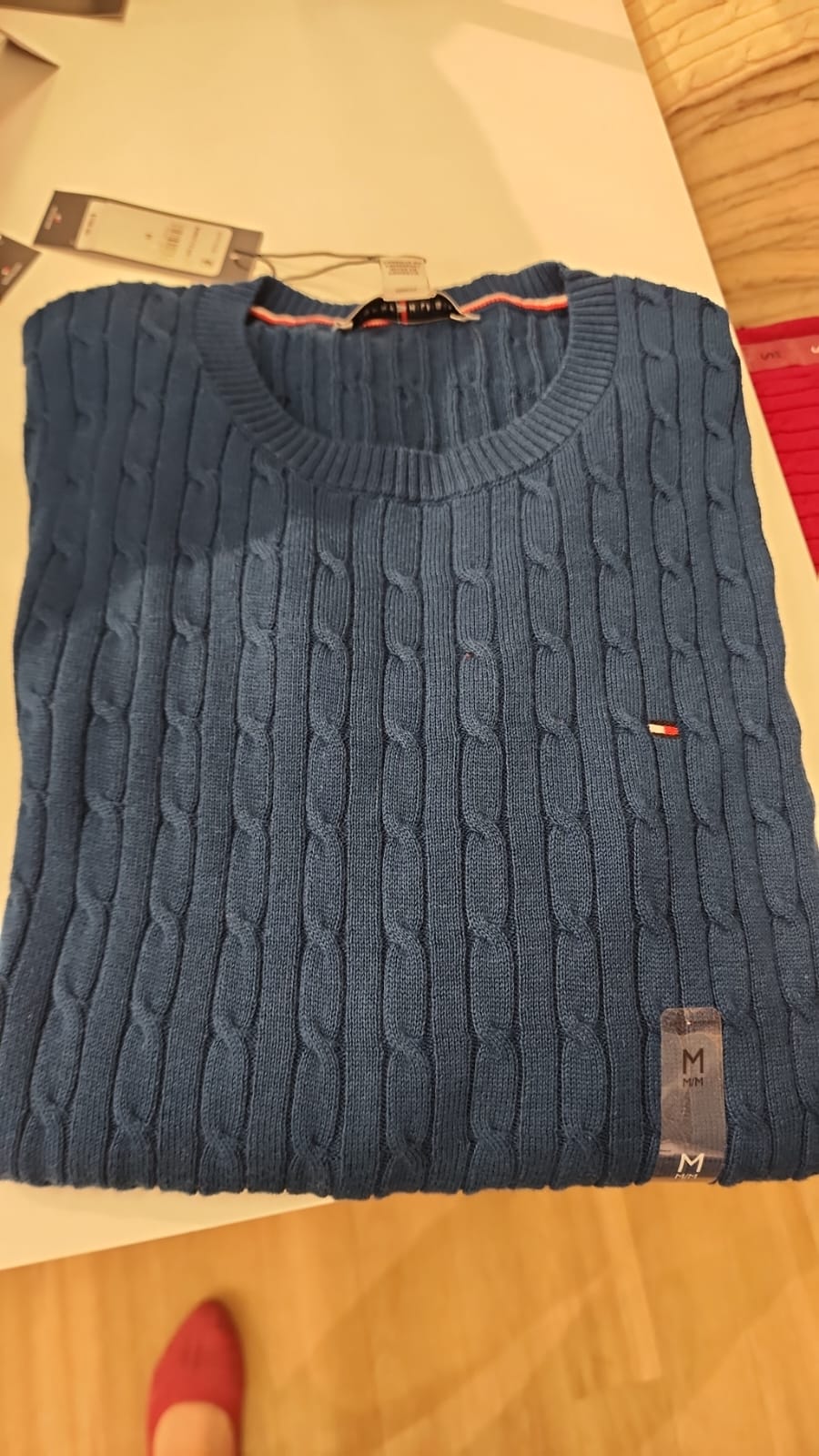 Tommy Womens' Cable Knit Sweater / Navy