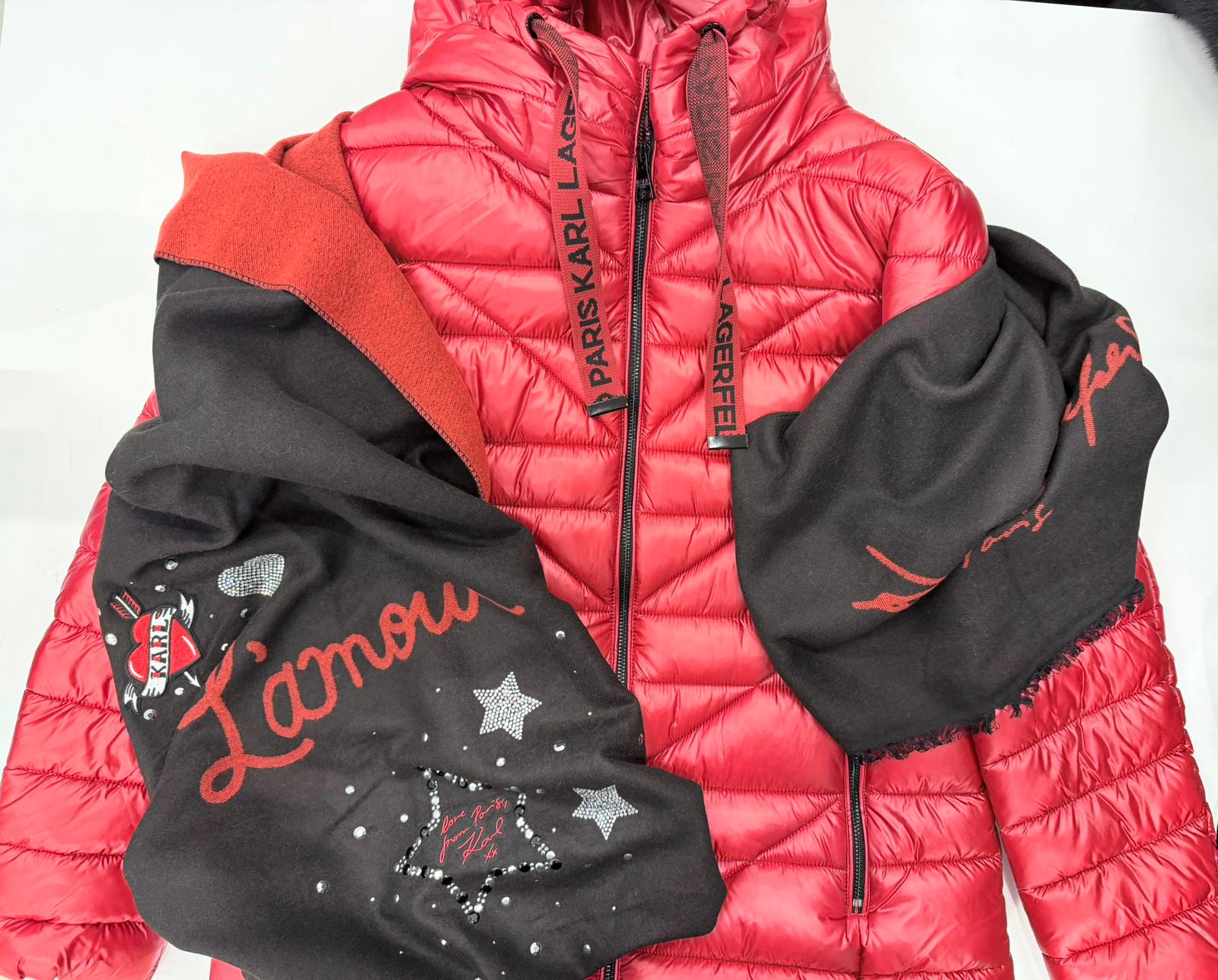 Karl Lagerfeld Paris Women's SHORT PUFFER JACKET WITH LOGO Red