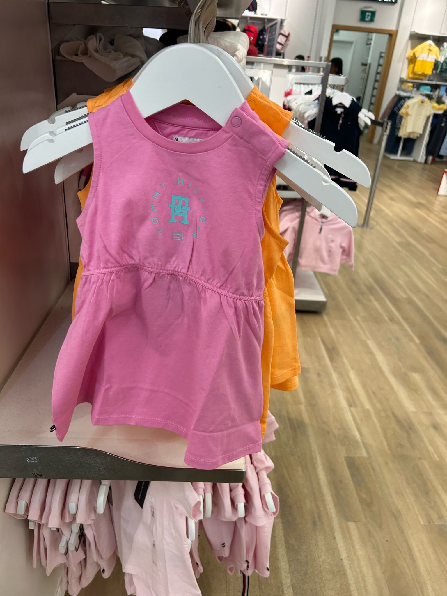 Tommy Hilfiger Baby Girls Circle Logo Sleeveless Dress /Fuchsia Pink