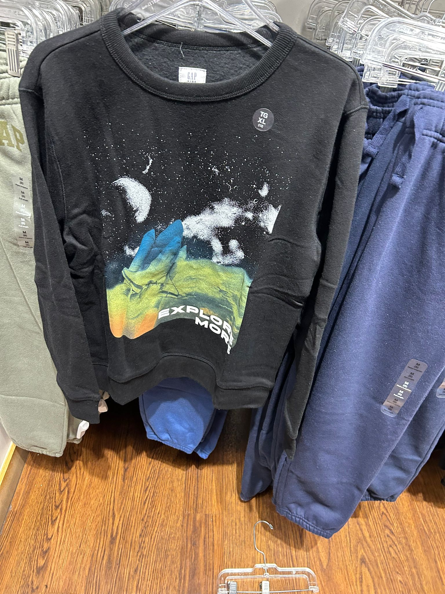 Boys Gap Crewneck Graphic Sweatshirt Black